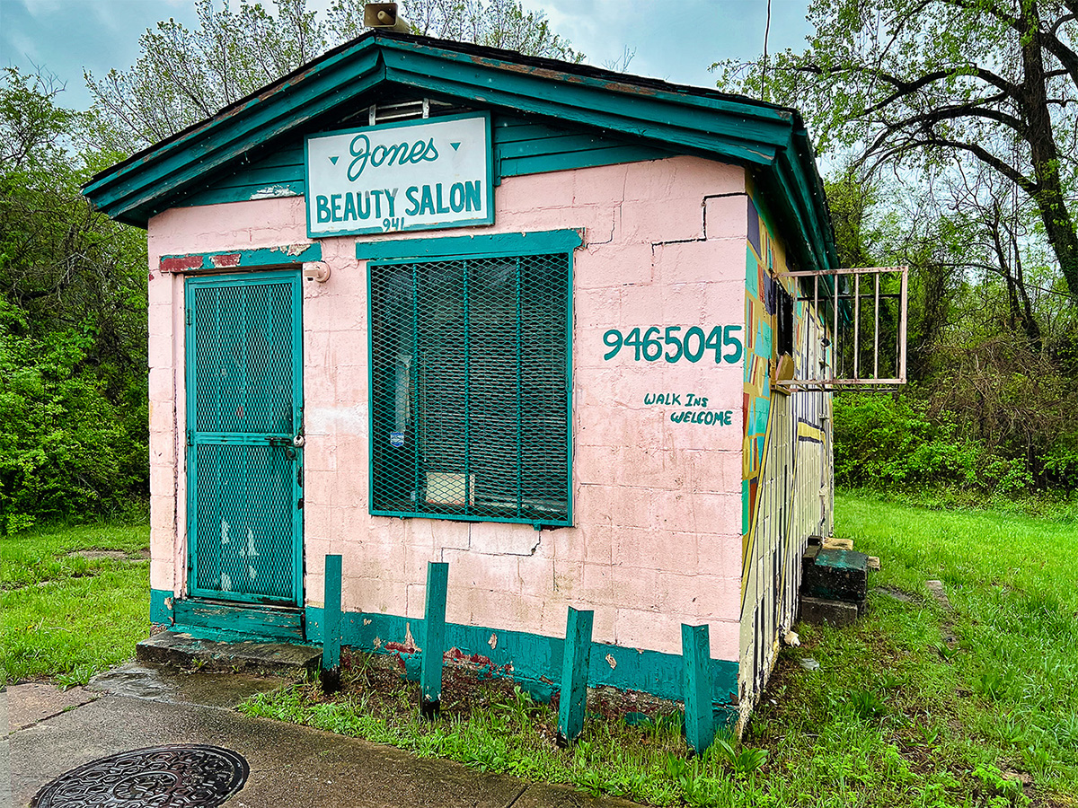 Jones salon ©2025 by bret wills