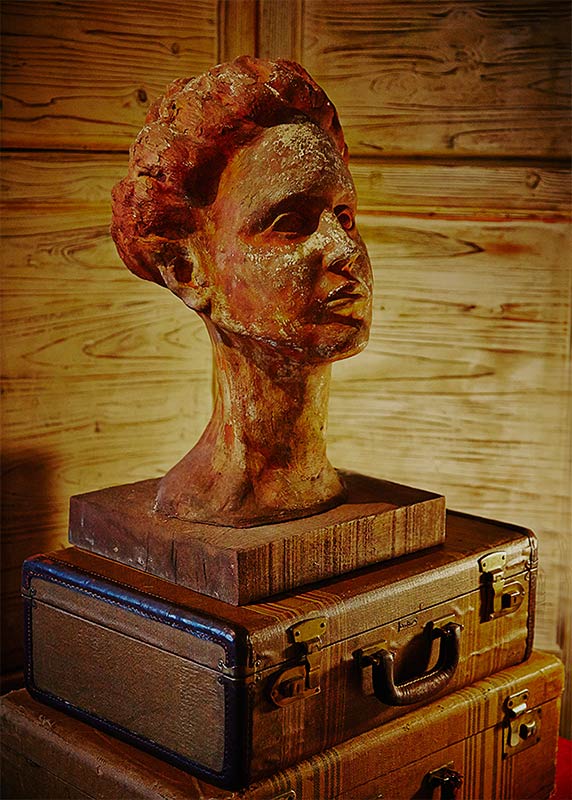 sculture bust photography by bret wills
